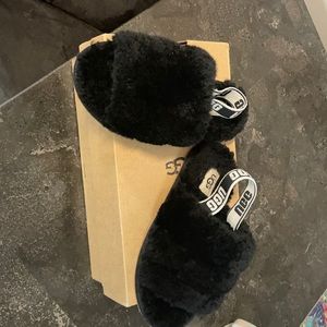 Ugg fluff yeah slide